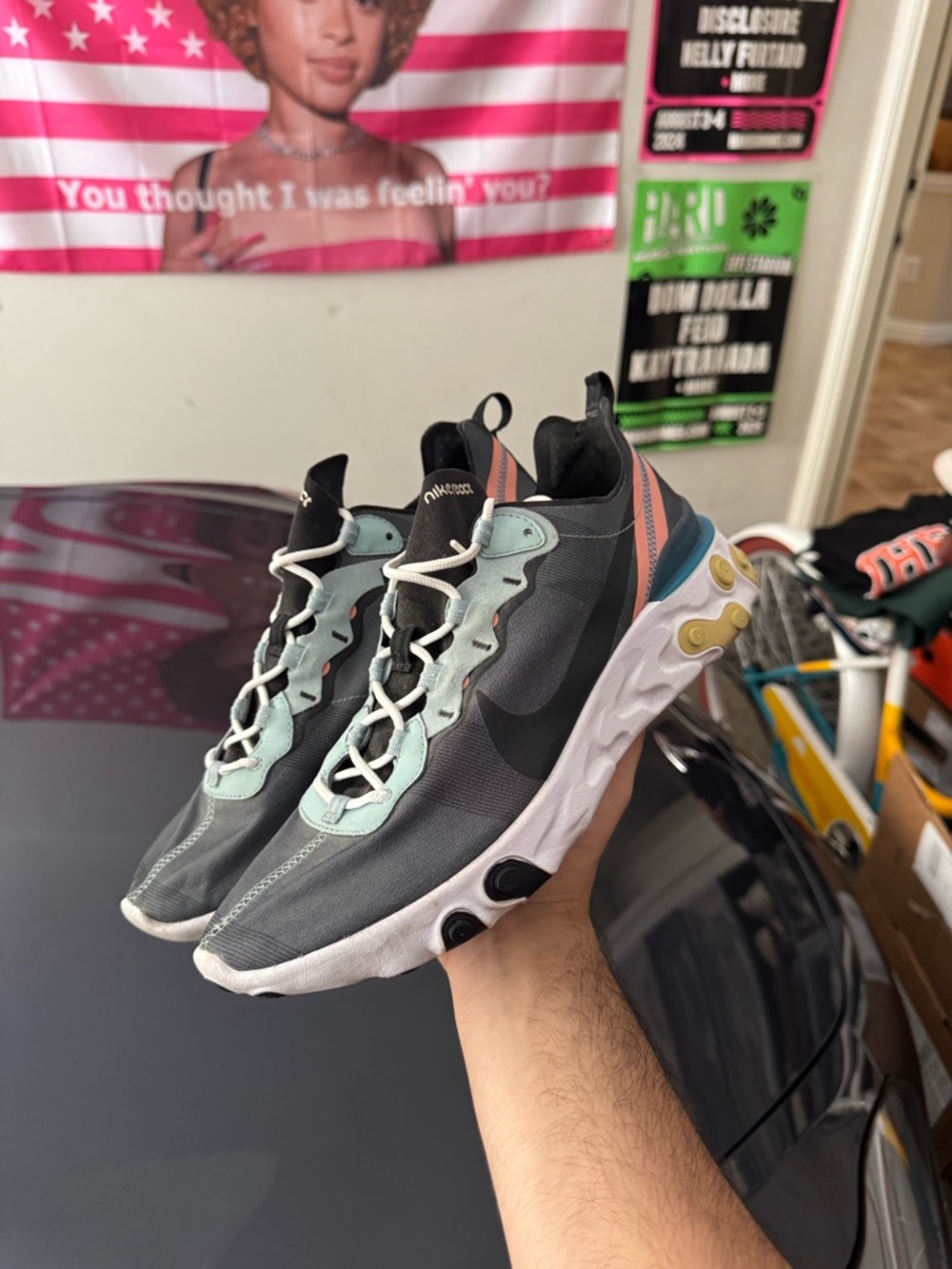 Nike men’s ' React Element 55 Athletic Shoes - Gray/Teal/Pink